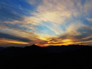 MONTE CASTELLO da Valpiana di Serina con spettacolare tramonto il 15 dicembre 2025 - FOTOGALLERY
